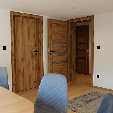 Apartment Wunderschoene Renovierte In